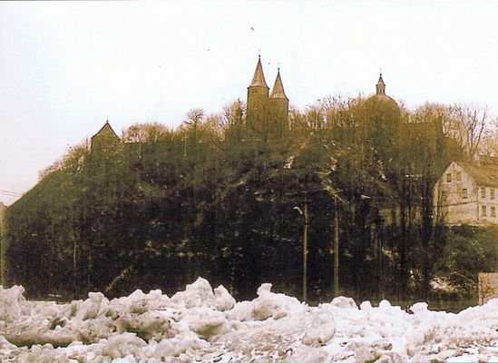 zator lodowy u podnóża Wzgórza Tumskiego
fot. IMGW
