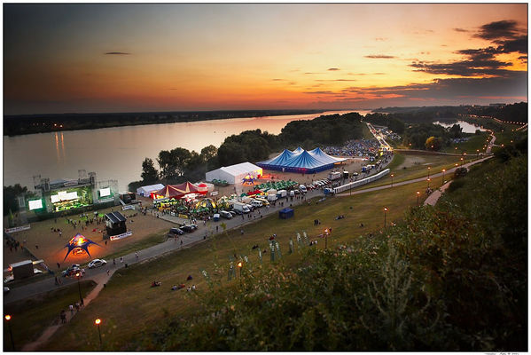 Audioriver 2009 
... Chyba pierwsze z tego rocznego Audioriver 2009 
