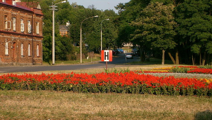 ul. Rybaki
czyli: jak skutecznie popsuć całkiem ładny skwerek...
