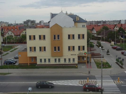 Al. Armii Krajowej - centrum medyczne
Al. Armii Krajowej - widok na centrum medyczne
