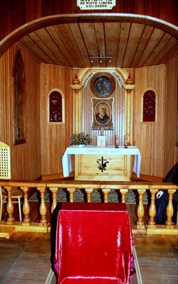 Kaplica
Kaplica św. Ojca Pio poświęcona przez  bp P. Liberę 
