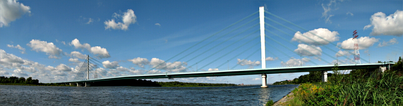 Słowa kluczowe: aalleek most rzeka