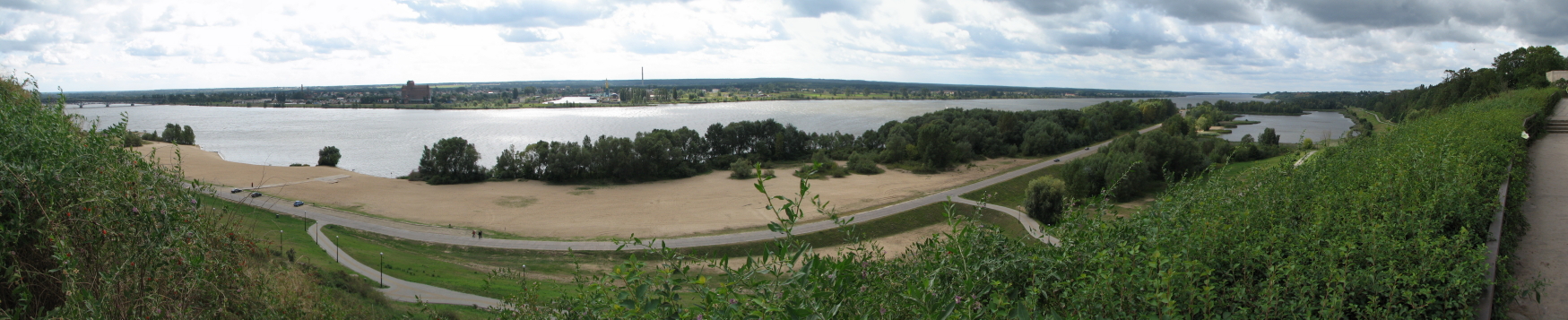 Ze wzgórza Tumskiego
Słowa kluczowe: aalleek Wisła Tumy