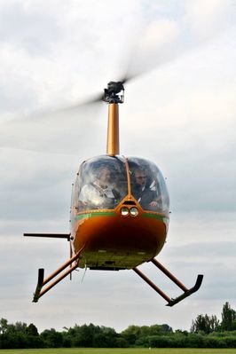 IV Płocki Piknik Lotniczy. Start śmigłowca
