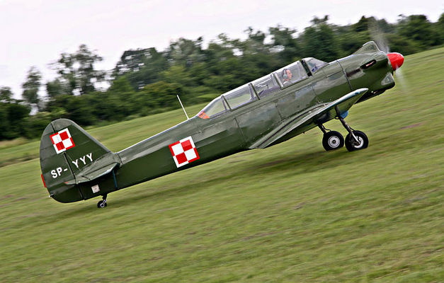 IV Płocki Piknik Lotniczy. Jak 18
