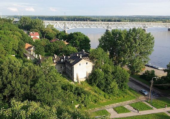 Jeszcze stoi
Już chyba cały rozwalony, a tak związany z historią Płocka! Który następny? ul. Rybaki
Słowa kluczowe: Rybaki 