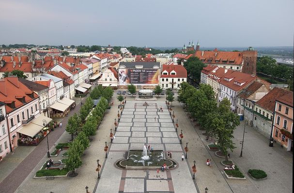 Słowa kluczowe: rynek ratusz