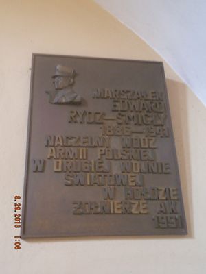 tablica Edwarda Rydza Śmigłego - katedra
